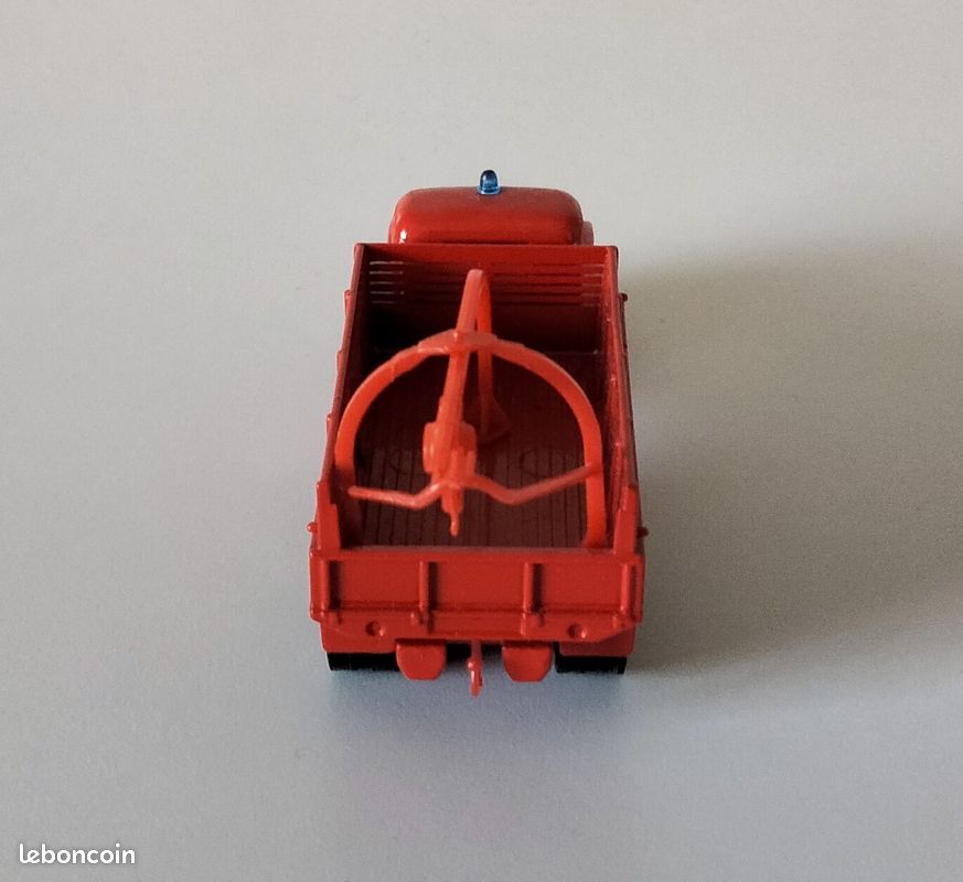 Camion miniature de pompier 32 échelle 1:50 "GMC 6x6 CCKW353" (image 6)