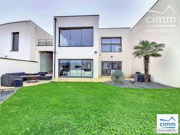 Maison 5 pièces 146 m²