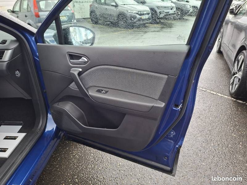 Renault Captur E-Tech full hybrid 160 ch Techno (image 18)