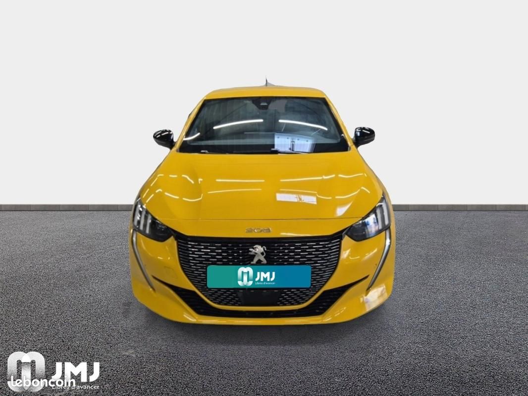 Peugeot 208 PureTech 100 S&S BVM6 GT (image 6)