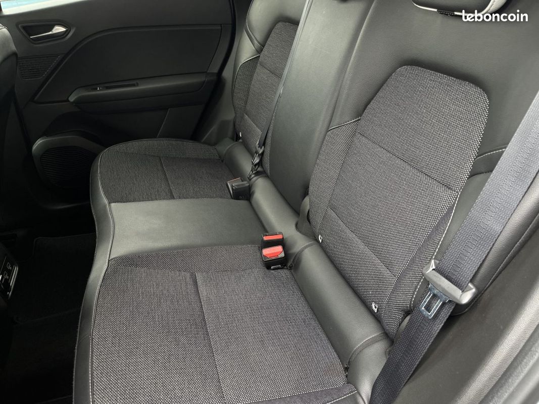 Renault Captur (2) Intens E-Tech hybride 145 -21 (image 7)