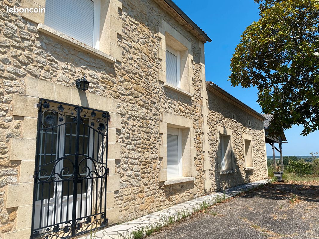 Maison 6 pièces 200 m² · à Sauveterre-de-Guyenne · 200 m² · 1 100 €