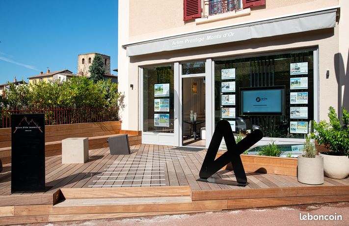 Maison 7 pièces 407 m²