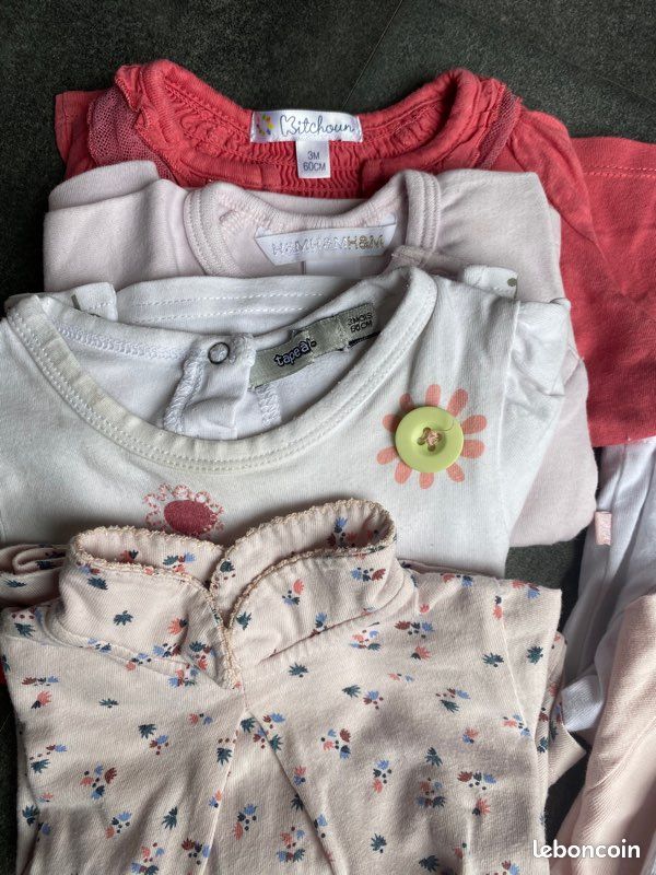 Lot de tee shirt bébé (image 3)