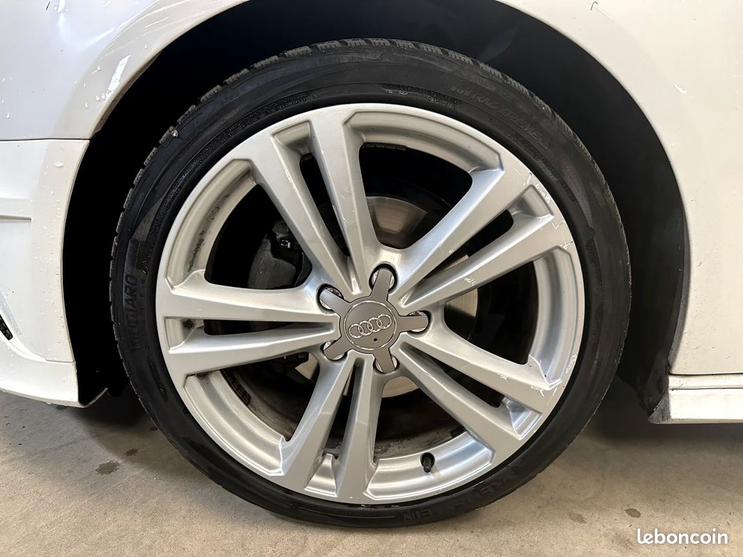 AUDI A3 Sportback 2.0 TDI 150ch S line - 2015 - Suivi complet - Keyless (image 22)