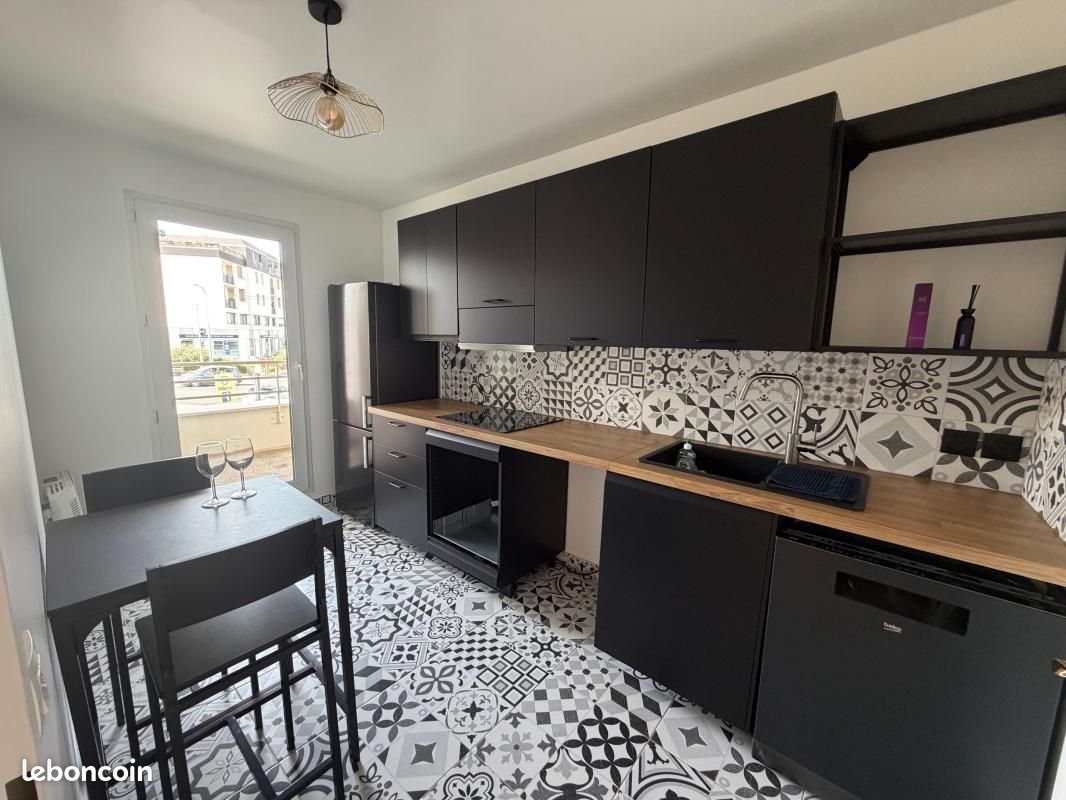 Appartement 3 pièces 61 m² · à Châtillon · 61 m² · 1 650 €/mois