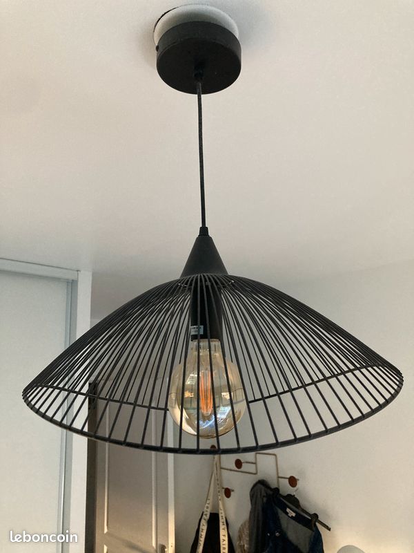 Suspension LED noire (image 3)