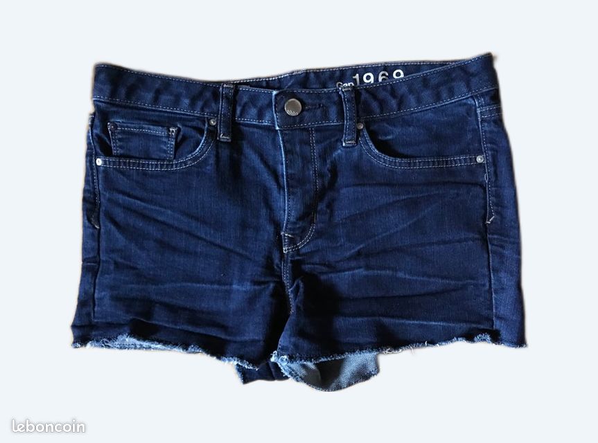 Mini short jean étroit effiloché Gap taille 27 (image 1)
