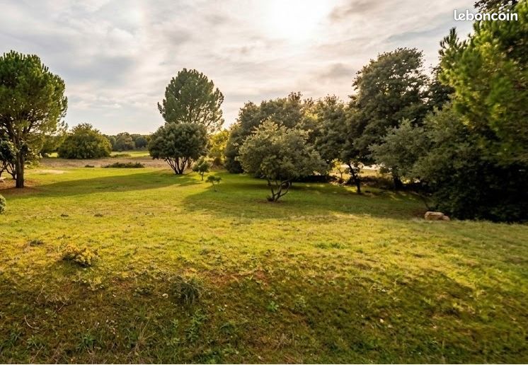 Terrain 348 m² Uzes · à Uzès · 45 000 €