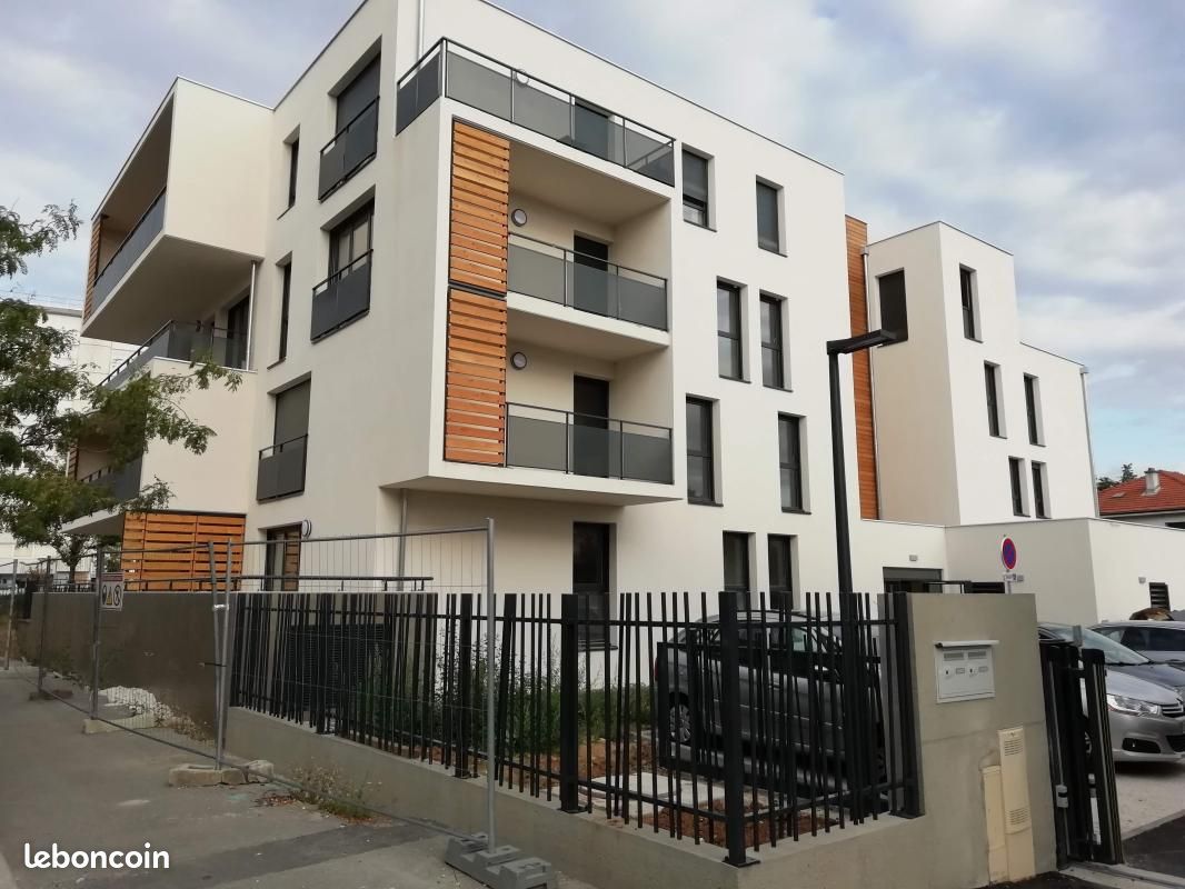 Appartement 3 pièces 66 m² · à Bron · 66 m² · 931 €/mois