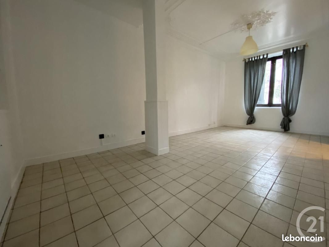 Appartement 1 pièce 26 m² · à Pont-Sainte-Maxence · 26 m² · 500 €/mois