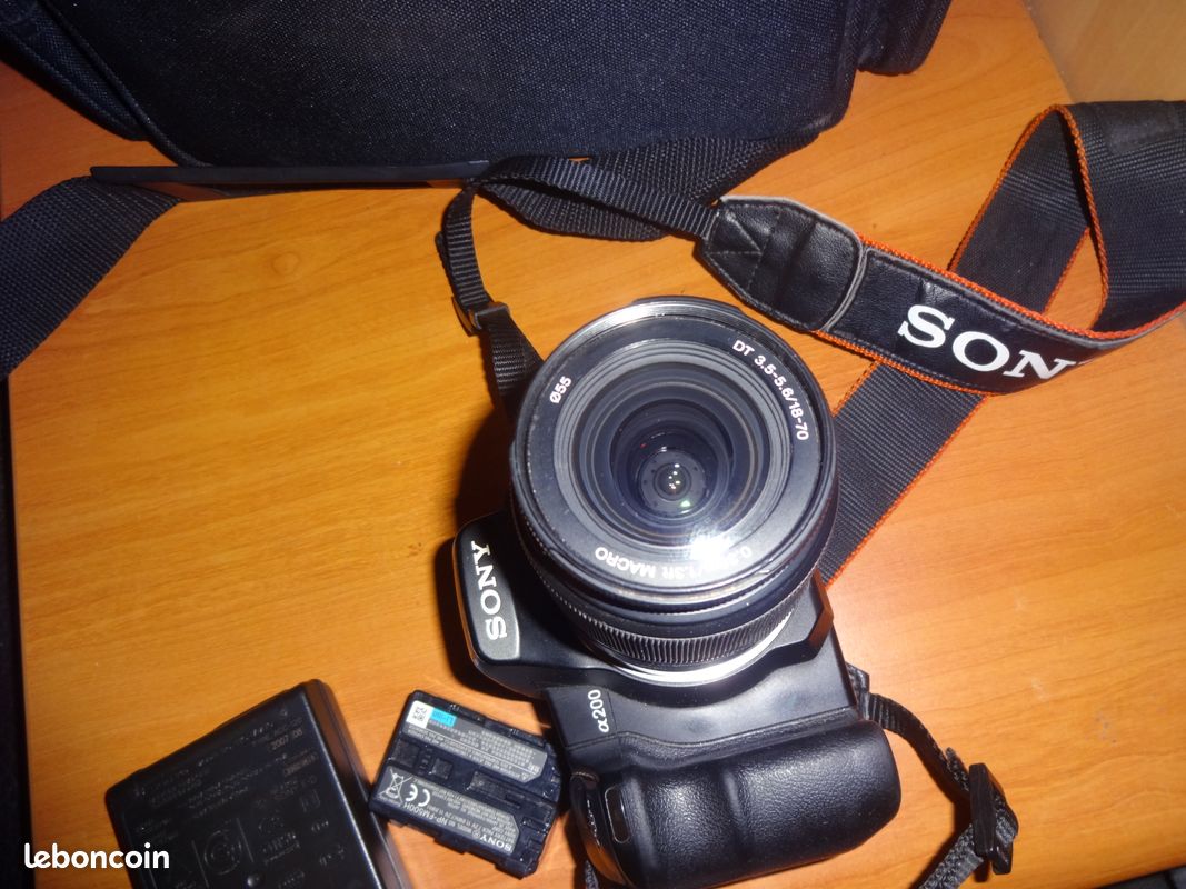 Reflex numérique Sony 200 noir Dslr-A200 sans objectif Stabilisation