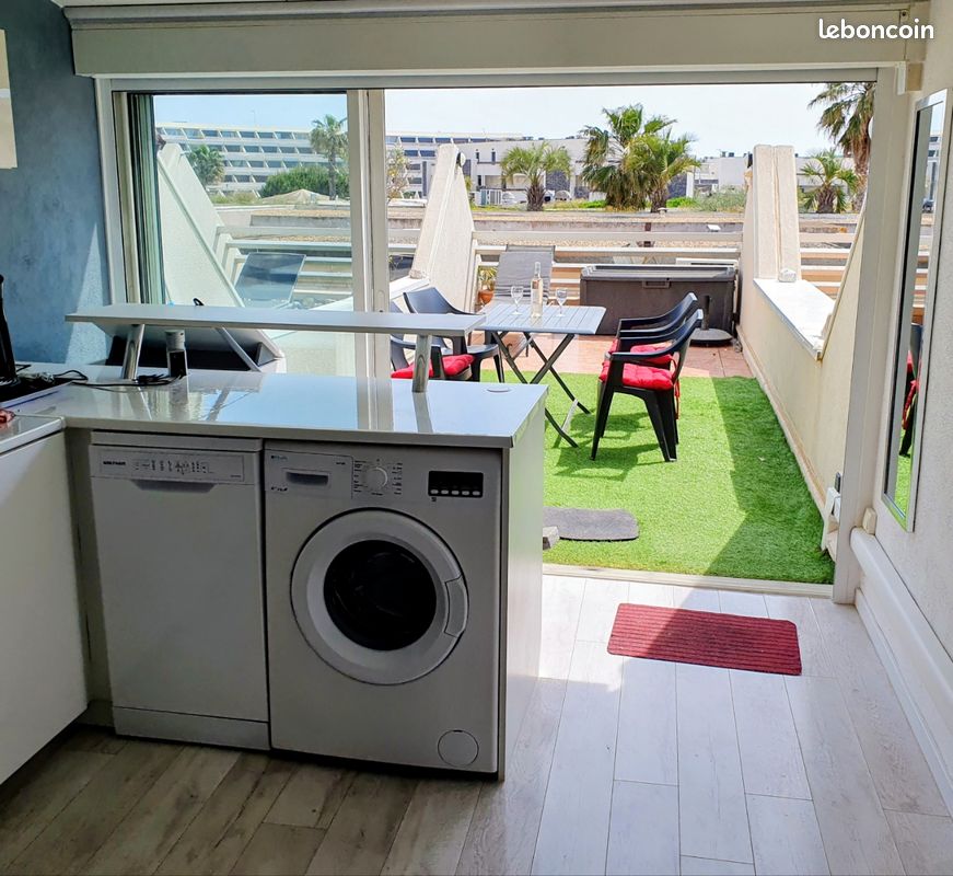 Studio grande terrasse naturiste (image 1)