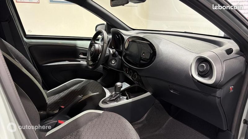 Toyota Aygo X 1.0 VVT-i 72ch Design S-CVT MY24 (image 15)