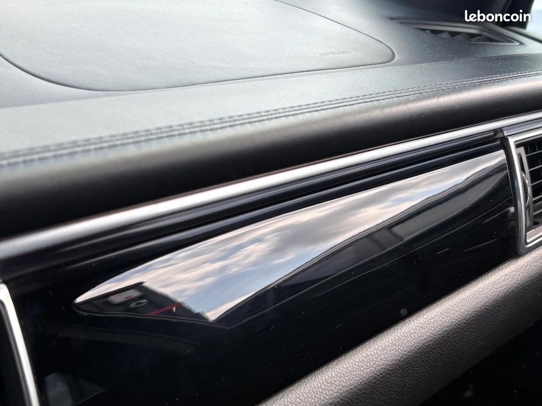 Porsche Macan 3.0 DIESEL 260 S BVA (image 13)