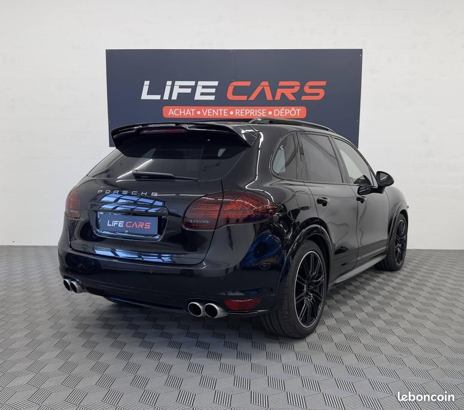 Porsche Cayenne II (958) S V8 400ch 2012 Entretien complet 3eme main (image 10)