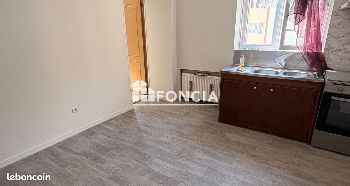 Appartement 3 pièces 58 m² · à Corbeil-Essonnes · 58 m² · 940 €