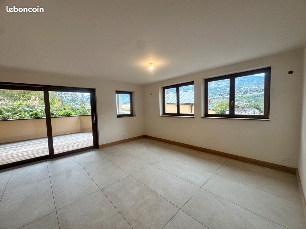 Appartement 3 pièces 70 m² · à La Plagne Tarentaise · 70 m² · 370 000 €