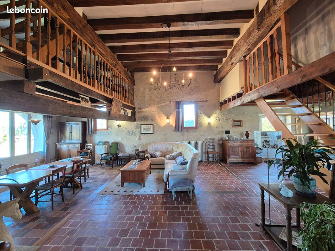 Maison 6 pièces 205 m² · à Le Controis-en-Sologne · 205 m² · 298 000 €