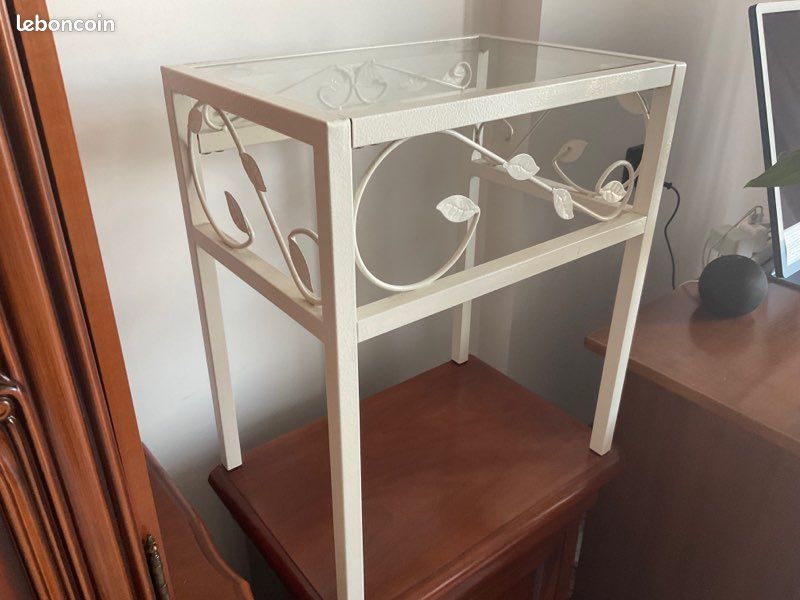 TABLE BLANCHE FER 50x42x30 8 eur SERGIO1 (image 1)