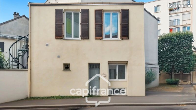 Maison 2 pièces 28 m² · à Montreuil · 28 m² · 220 000 €