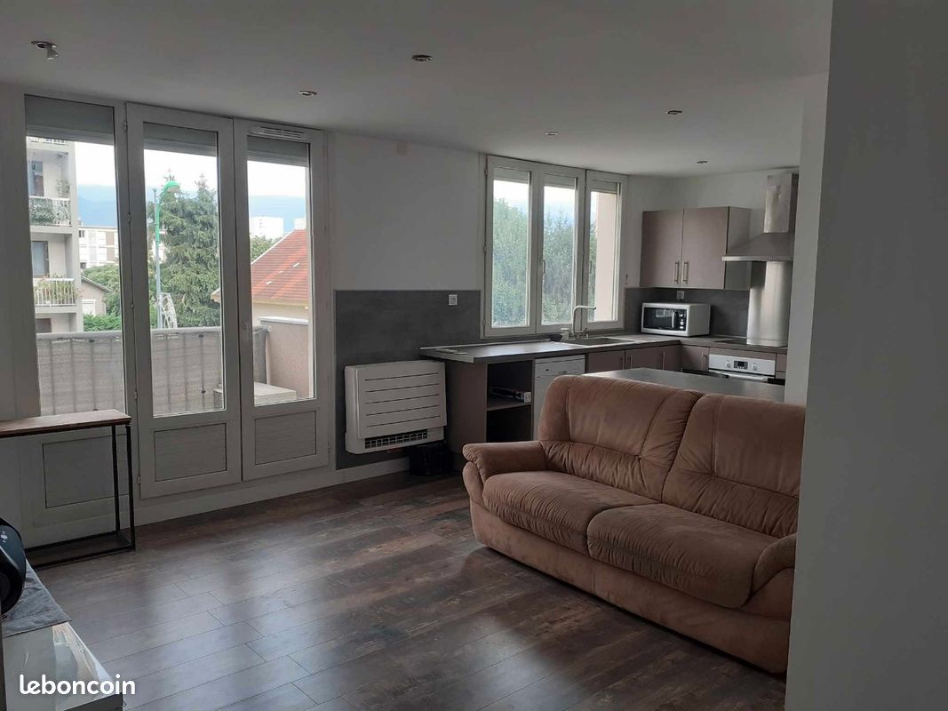 Appartement 3 pièces 62 m² · à Seyssinet-Pariset · 62 m² · 160 000 €