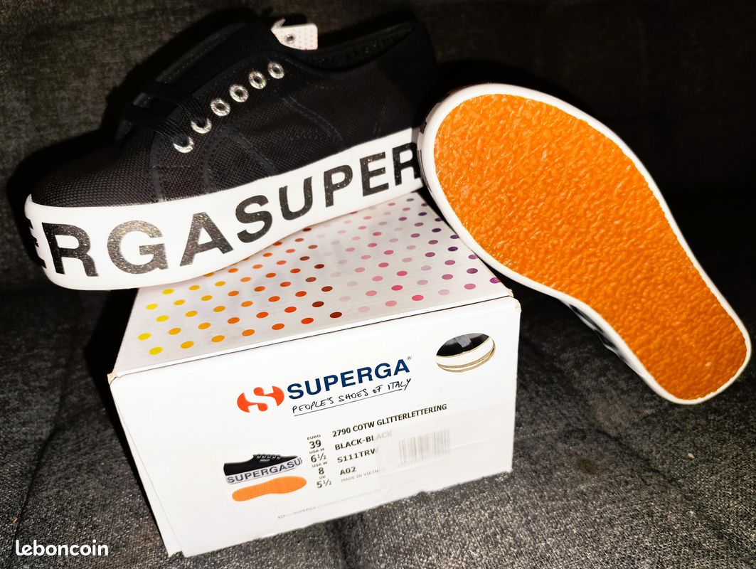 Chaussures Superga plateforme noires logo XL Taille 39 (image 2)