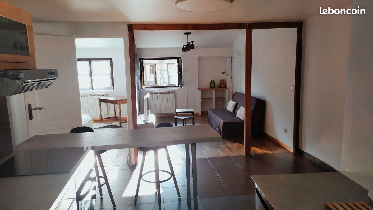 Appartement 2 pièces 47 m² · à Saint-Étienne · 47 m² · 525 €/mois