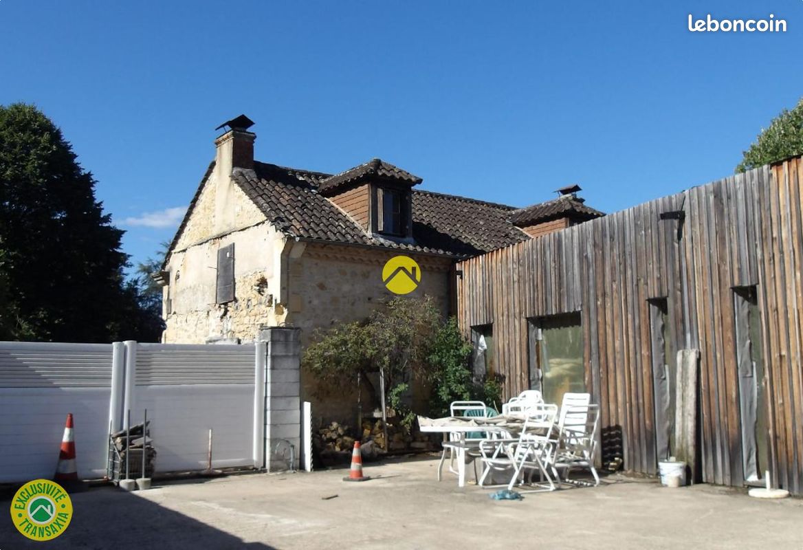 Maison 3 pièces 450 m² · à Cénac-Et-Saint-Julien · 450 m² · 75 000 €