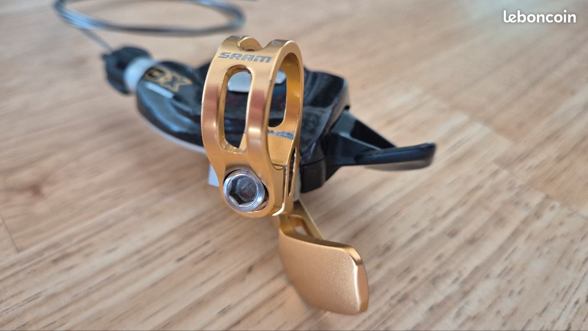 Commande Droite Sram Rival 10V Carbone