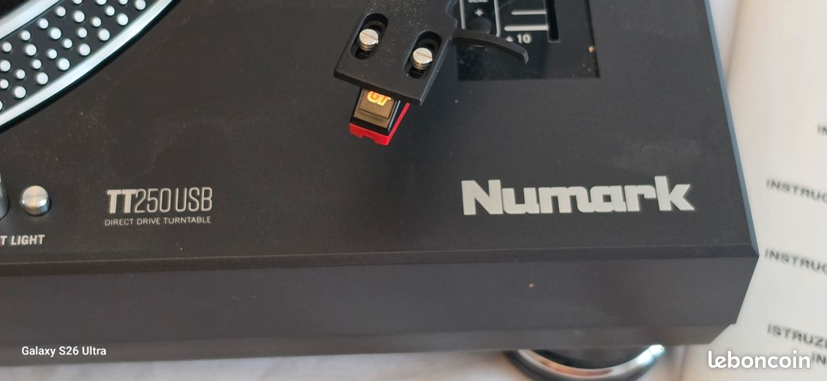 Platine vinyle à entraînement direct Numark TT250USB (image 11)