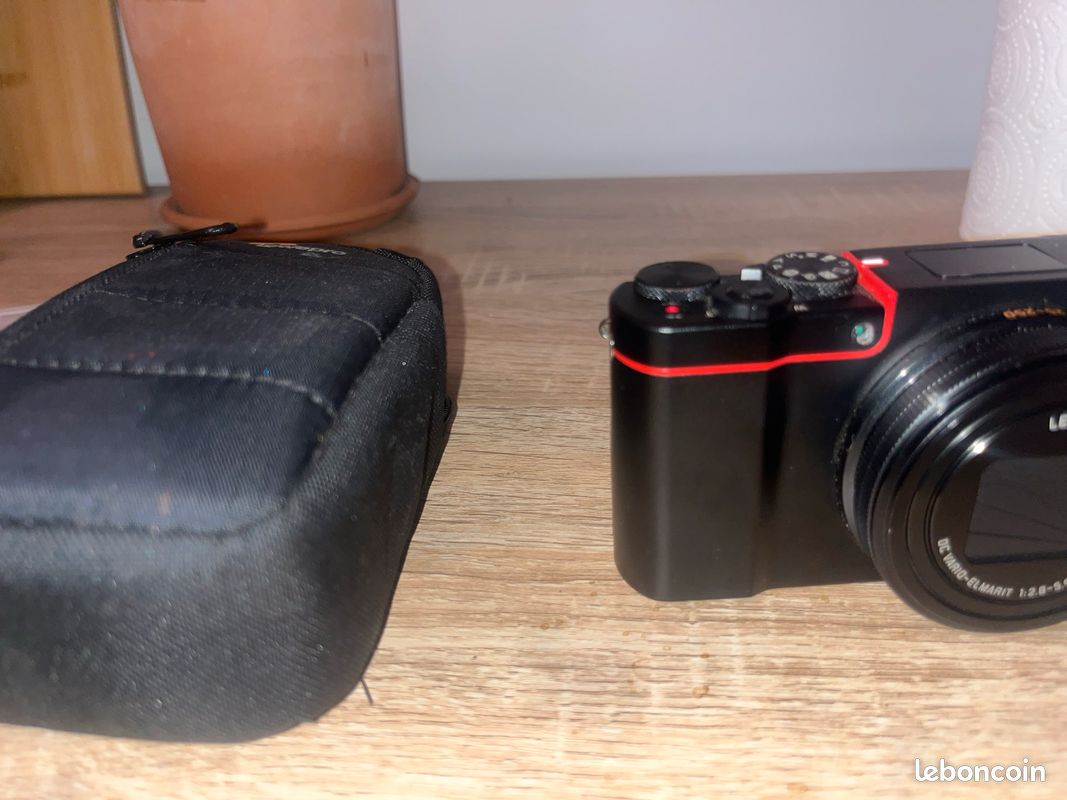 Camera (image 2)