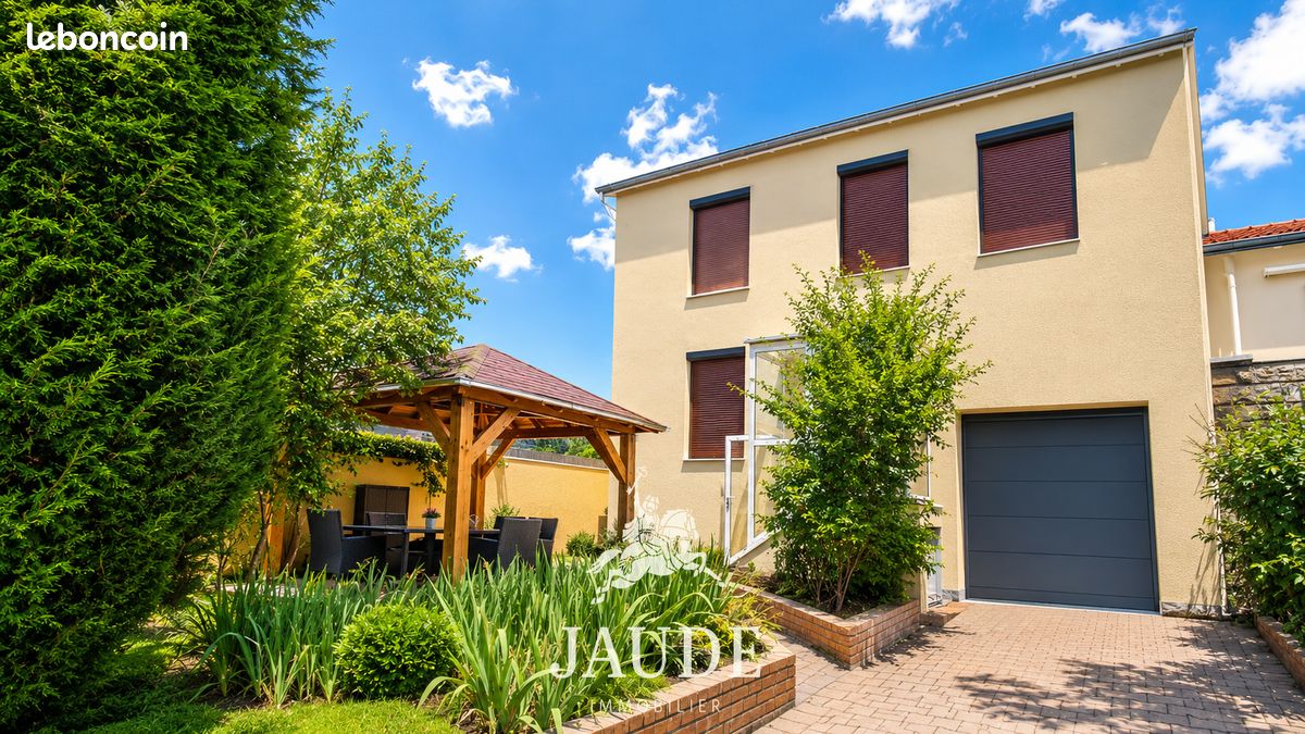 Maison 5 pièces 105 m² · à Clermont-Ferrand · 105 m² · 255 000 €