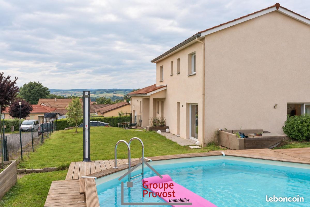 Maison 7 pièces 170 m² · à Cluny · 170 m² · 300 000 €