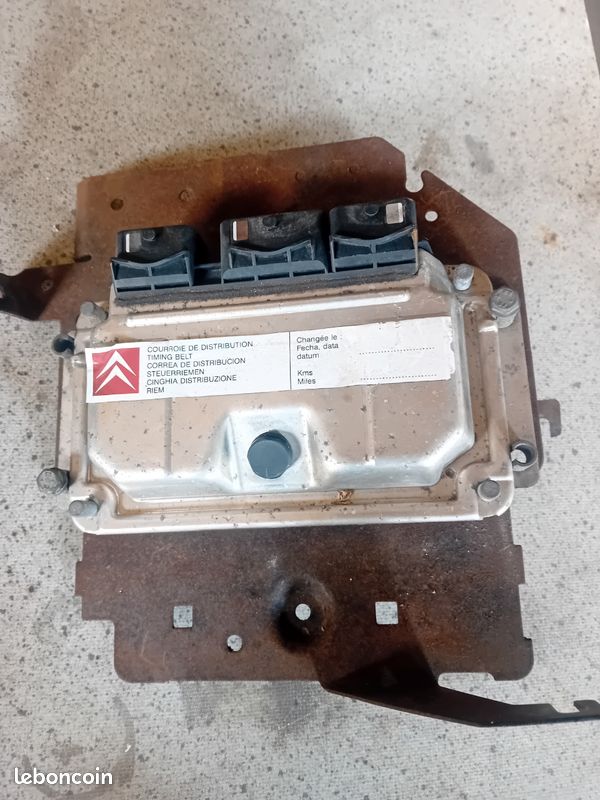 Calculateur citroën saxo (image 1)