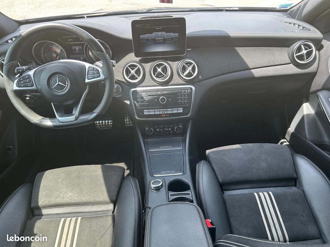 Mercedes Classe Gla AMG Edition 220d 177ch, HAYON ÉLECTRIQUE, TOIT PANORAMIQUE, GPS, CLIM. AUTO (image 15)