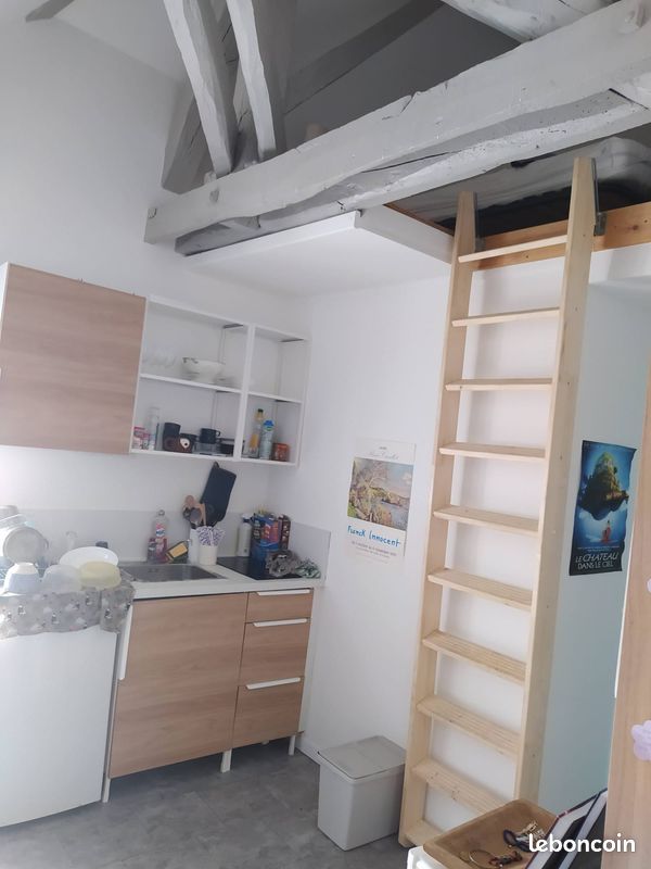 Appartement 1 pièce 15 m² · à Angers · 15 m² · 450 €