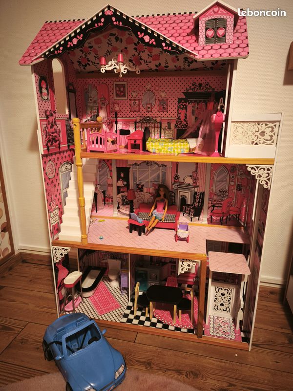 Maison de Barbie (image 1)