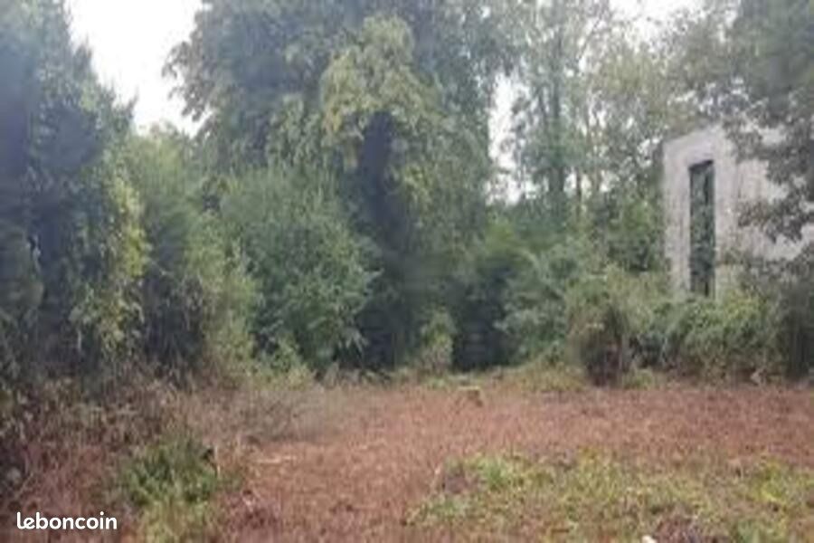 Terrain 620 m² Martignas Sur Jalle · à Martignas-sur-Jalle · 255 000 €