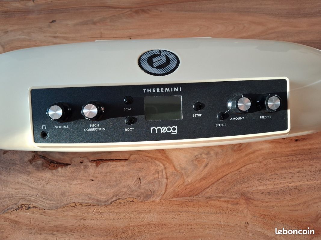 Theremini Moog (image 3)