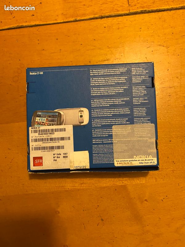 Téléphone portable Nokia C7 (image 4)