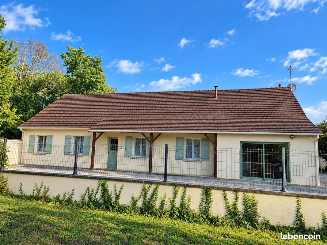 Maison 7 pièces 190 m² · à Clion · 190 m² · 245 000 €