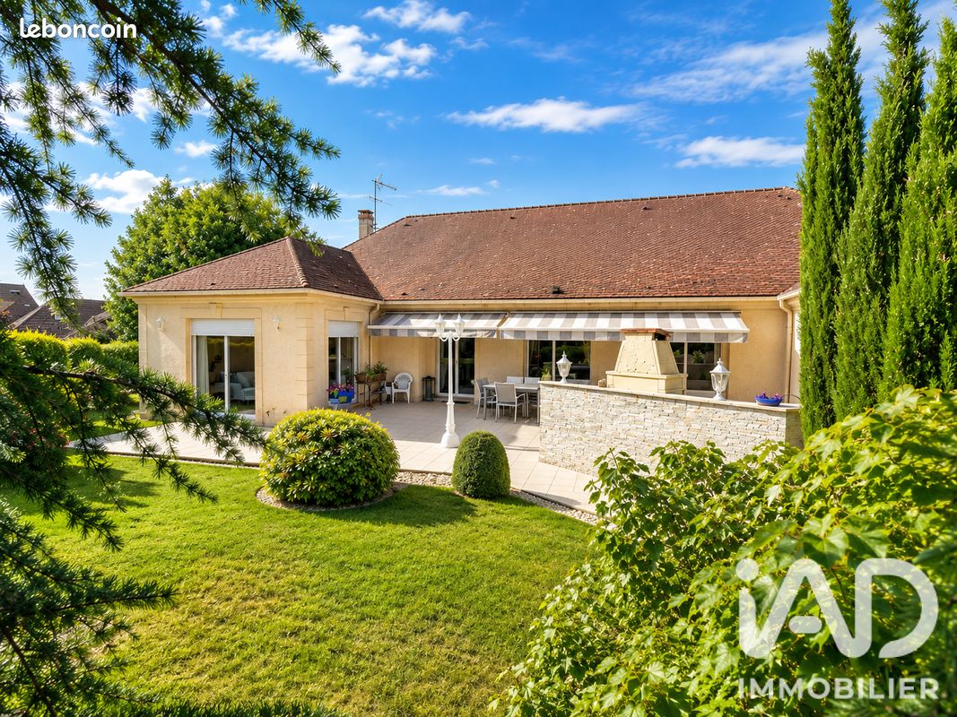 Maison 7 pièces 250 m² · à Itteville · 250 m² · 599 000 €