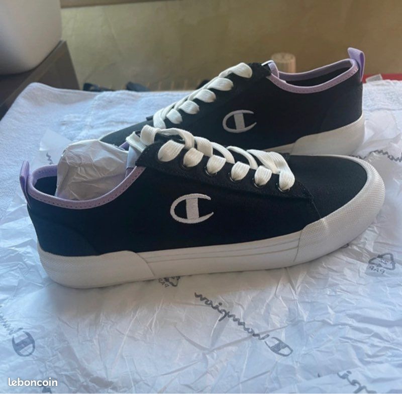 NOUVEAU  Baskets Champion Originales - Style et Confort Assurés. T39 (image 1)