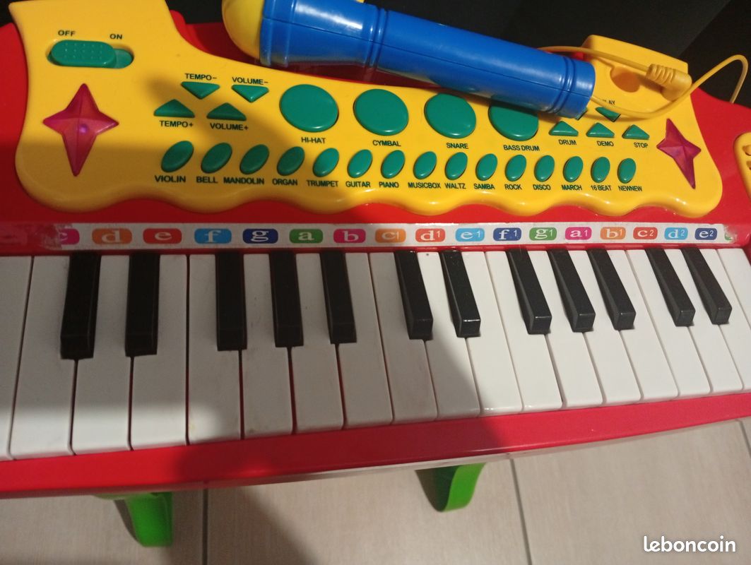 Piano enfant (image 1)