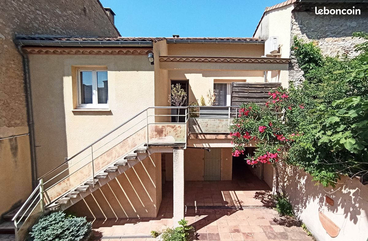 Appartement 3 pièces 52 m² · à Castres · 52 m² · 585 €/mois