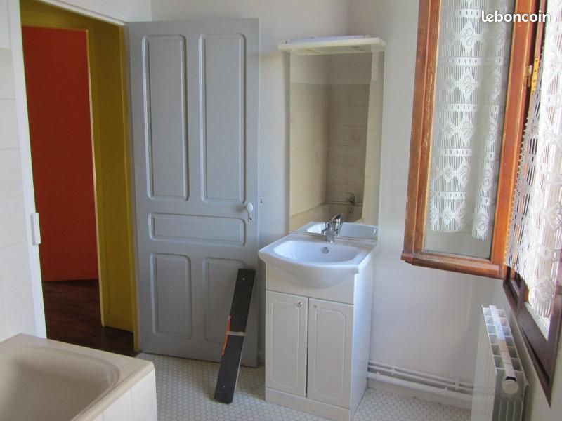 Appartement 4 pièces 76 m² - Égletons 19300 (image principale 5)