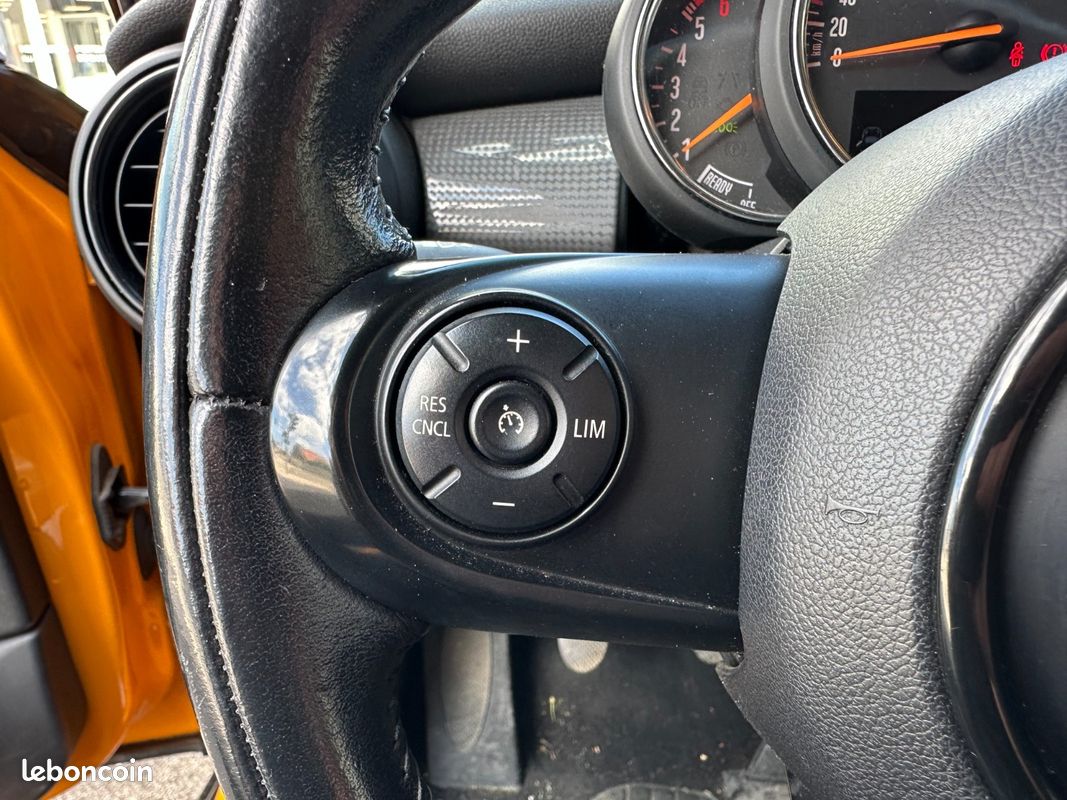 MINI HATCH 5 PORTES Cooper D 116 ch Pack Chili (image 25)