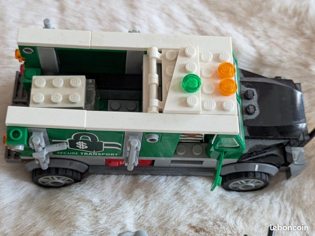 Lot Lego Batman - véhicules+ figurines- Super Héros DC Comics (image 2)