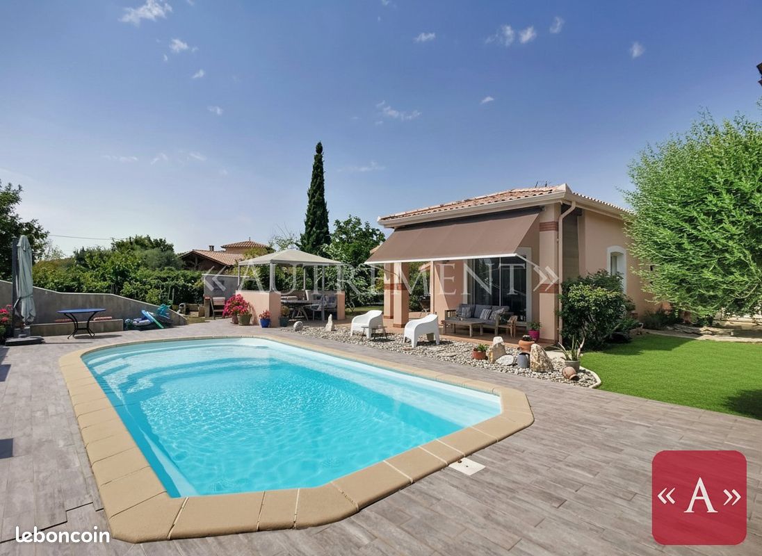 Maison 6 pièces 186 m² · à Saint-Sulpice-la-Pointe · 186 m² · 430 000 €